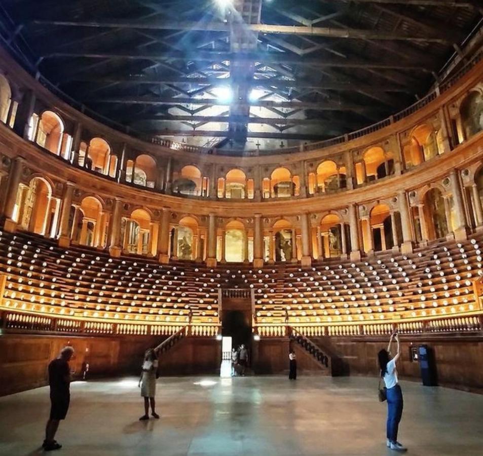 Parma Borgo Antico I I I Free Privat Parking Πάρμα Εξωτερικό φωτογραφία